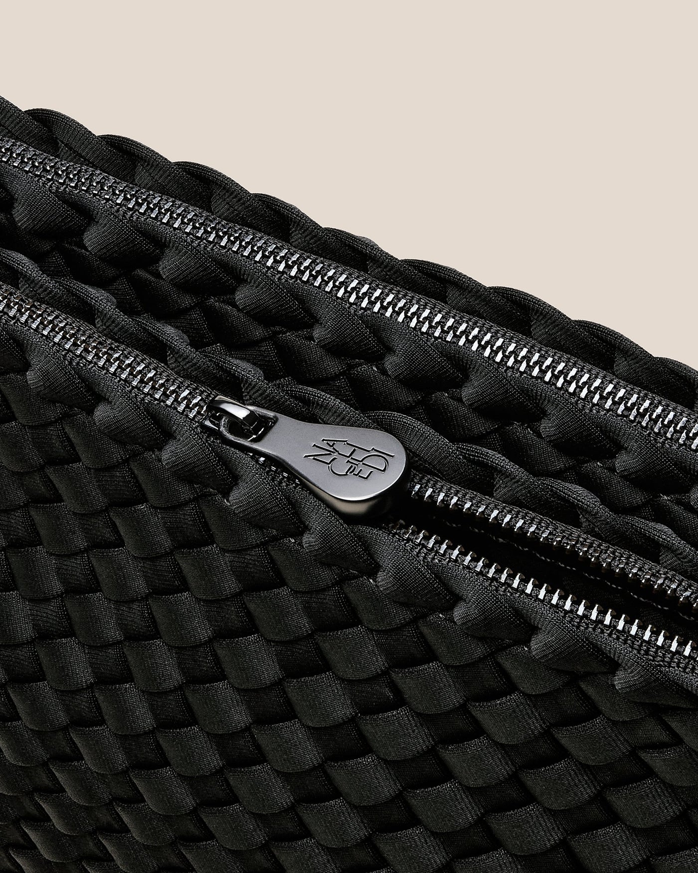 Soho Medium Envelope - Onyx
