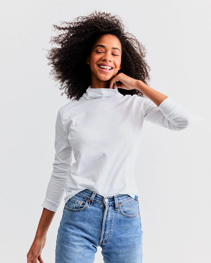 The Turtleneck - White