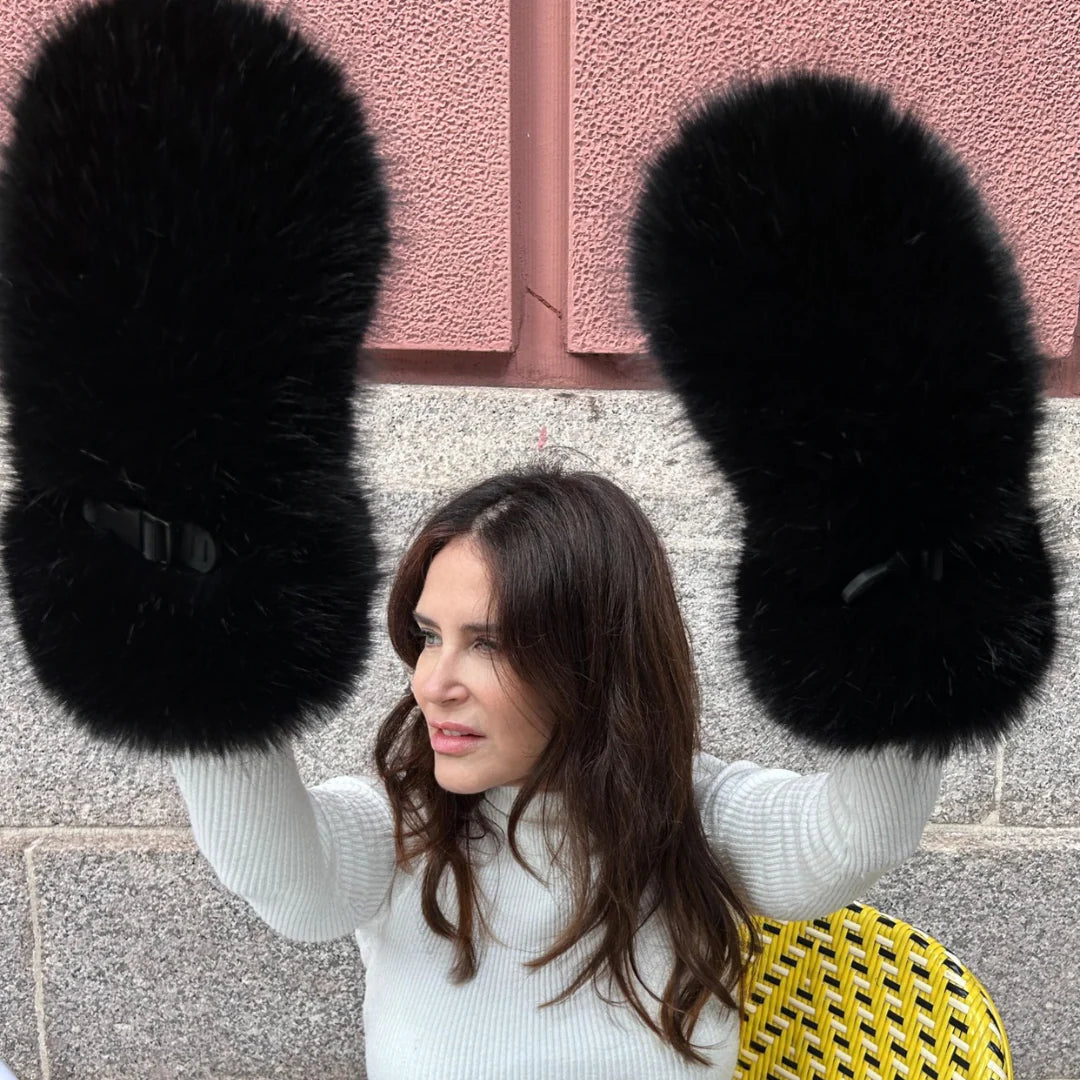 Faux Fox Mittens - Black