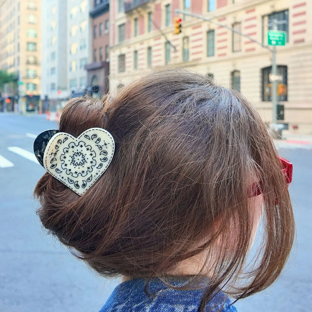 Claw Hair Clip - Black/White Paisley Heart