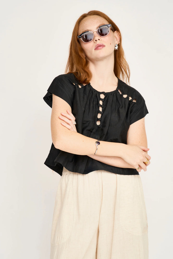 Merida Cutout Top - Black