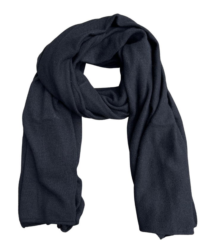 The Cashmere Travel Wrap Black